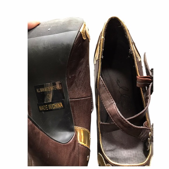 Elle | New Unique Embroidered Flame Heels gold - Picture 9 of 10